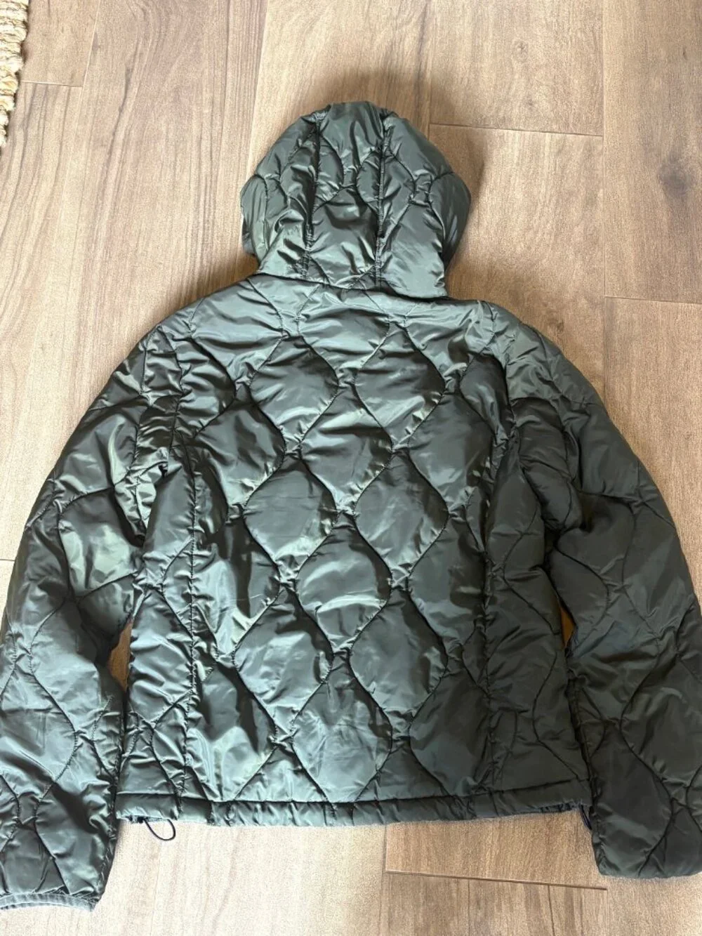 H&M Mens Quilted Hooded Puffer in Khaki Green, Size S